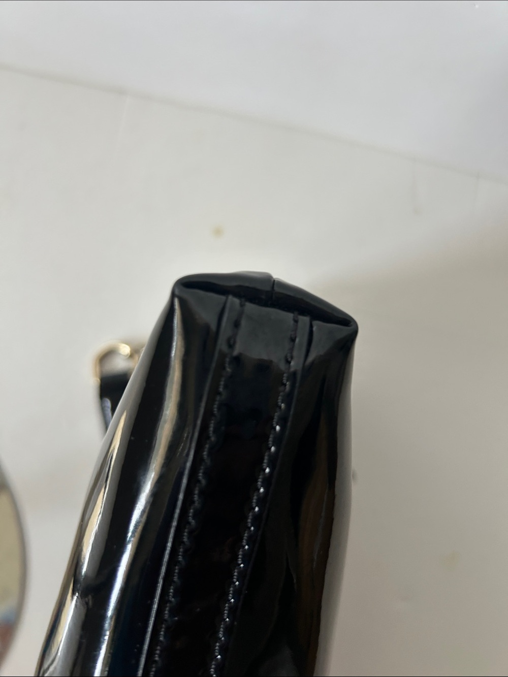 kate spade Black Patent Leather Shoulder Bag Minimalist So Cute! - Picture 9 of 16